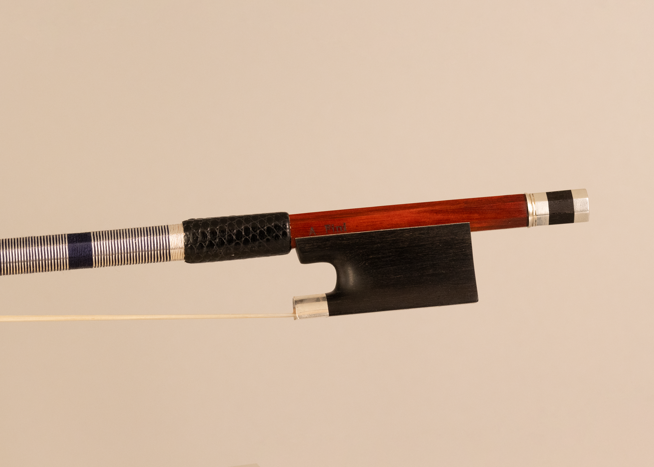 Aaron Fini Bow — Frog detail 2