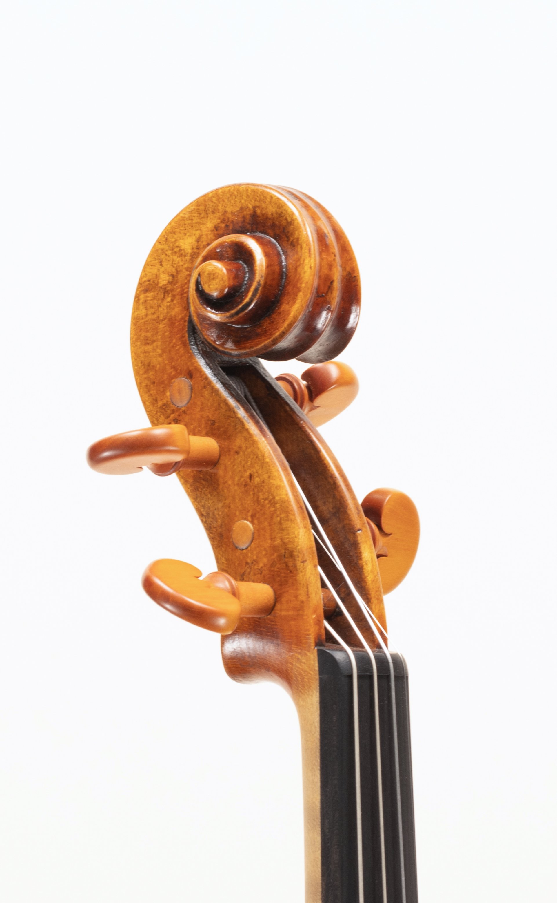 Guarneri Del Gesù Model 2024 — Scroll