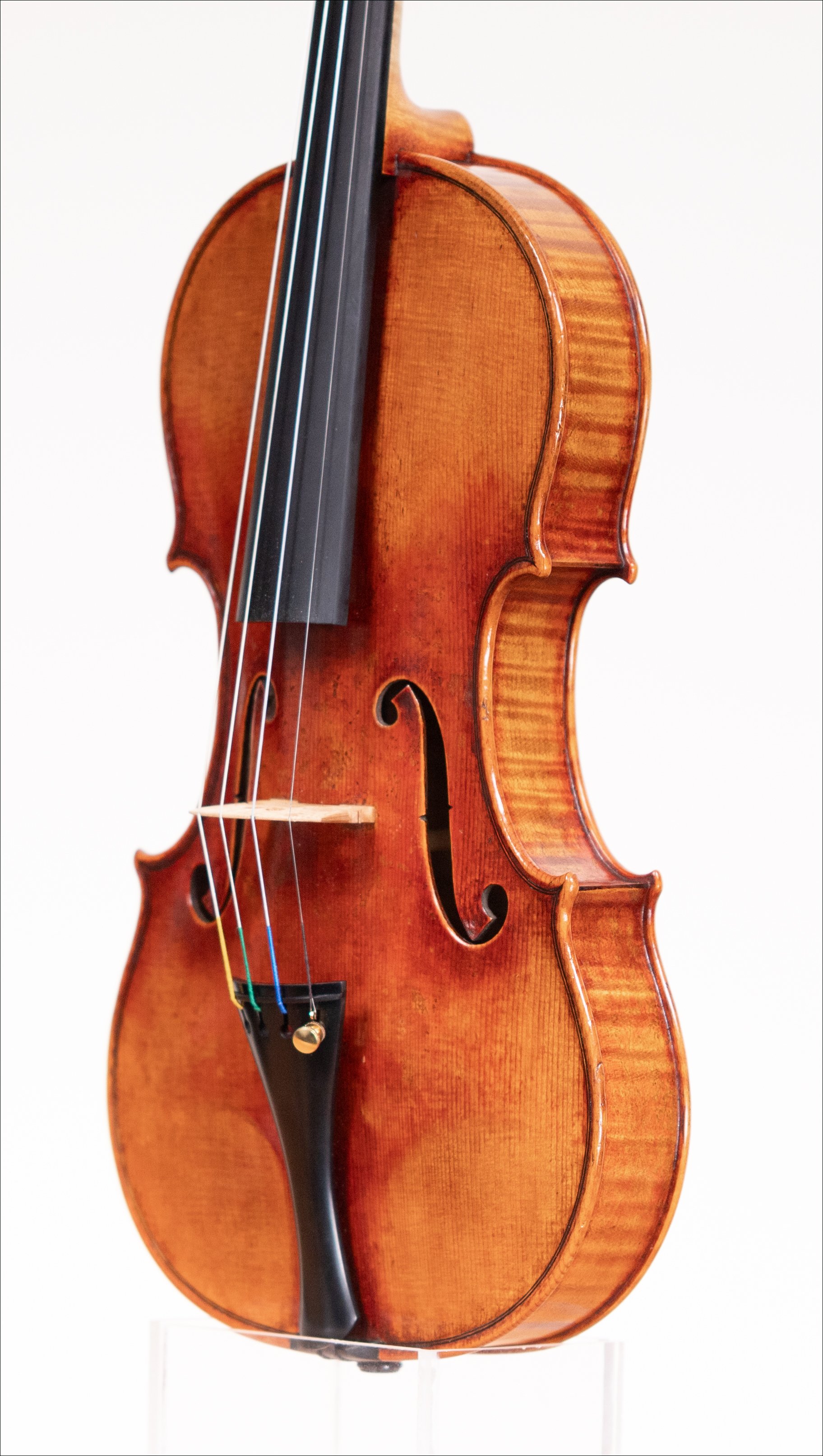 Stradivari Model 2025 — Front